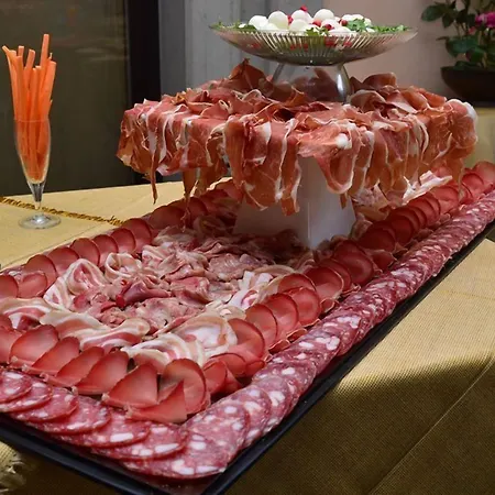 Hotel Sampaoli 3*