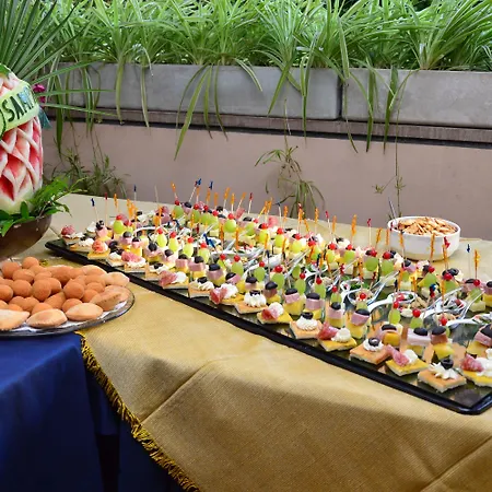 Hotel Sampaoli 3*