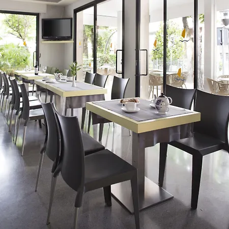 Sampaoli Szálloda 3*